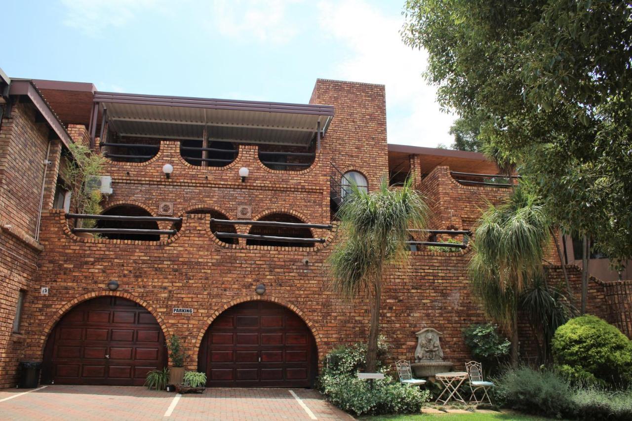 Belle Vue Guesthouse Hartbeespoort Exterior foto